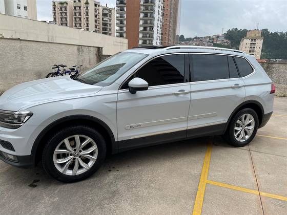 VOLKSWAGEN TIGUAN 1.4 250 TSI TOTAL FLEX ALLSPACE COMFORTLINE TIPTRONIC